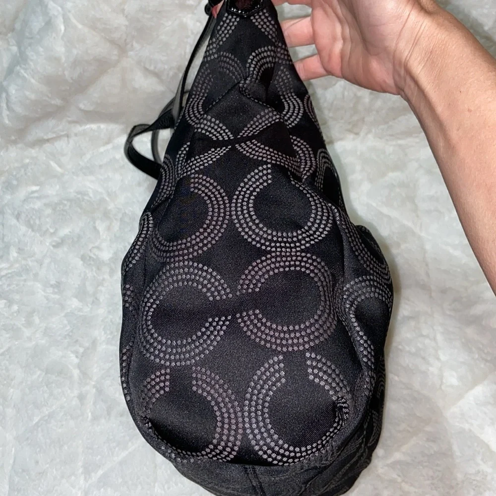 Vintage like new Coach Ashley Signature Dotted F20068 Op Art Hobo bag